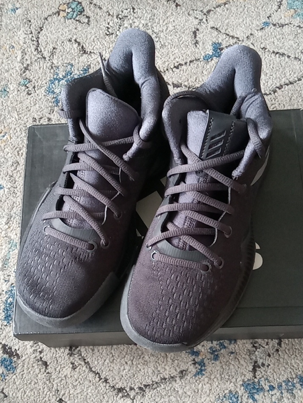 adidas Boys Sneakers-NEW